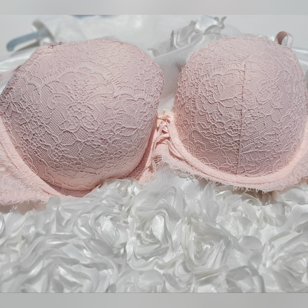 VICTORIA'S SECRET BRA 34DD